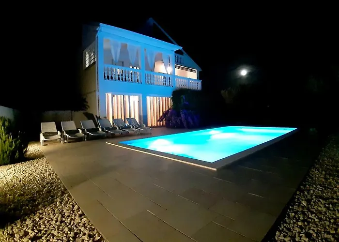 Hébergement de vacances Emma *